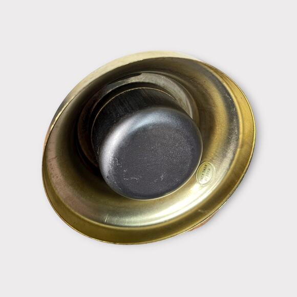 1979 Red & Brass Kerosene Lantern Indoor Outdoor NOS Holiday Christmas Décor - Picture 13 of 13